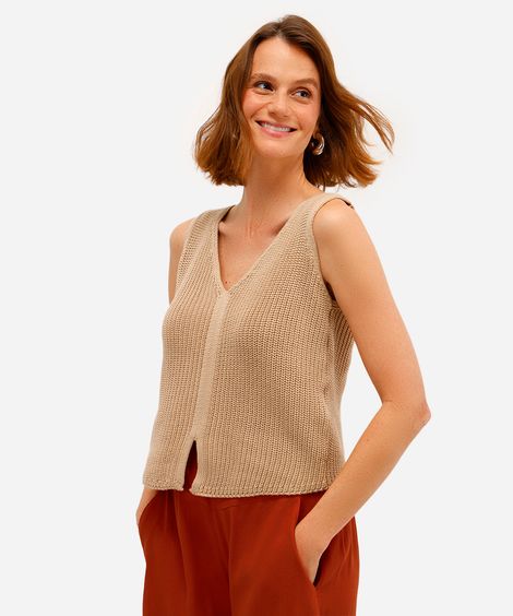 colete de tricot decote v bege