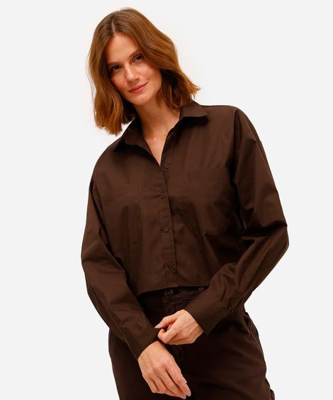 camisa cropped manga longa com bolsos marrom