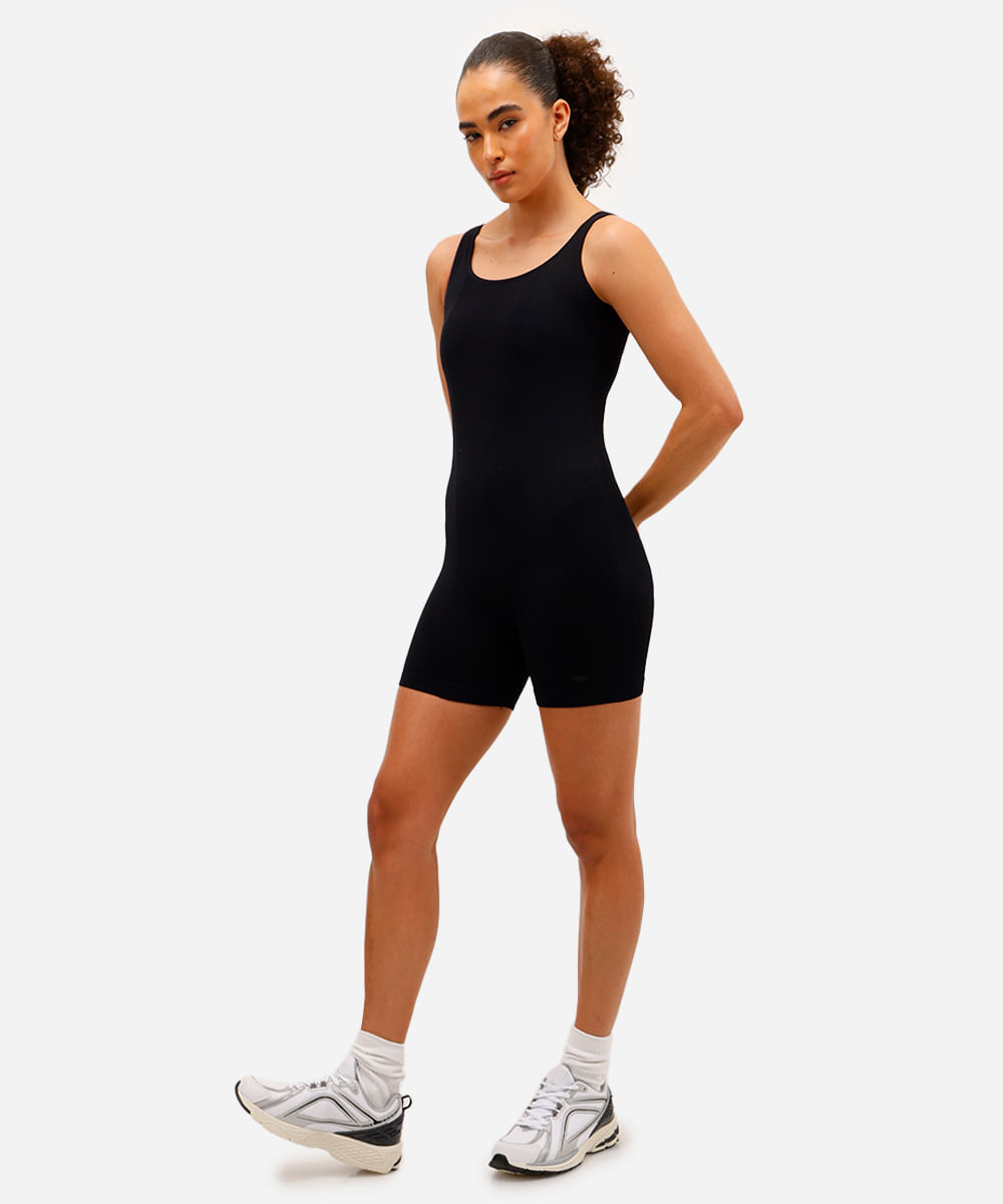 macaquinho feminino esportivo com compressão preto