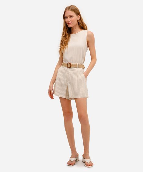 short feminino com linho e cinto listrado bege