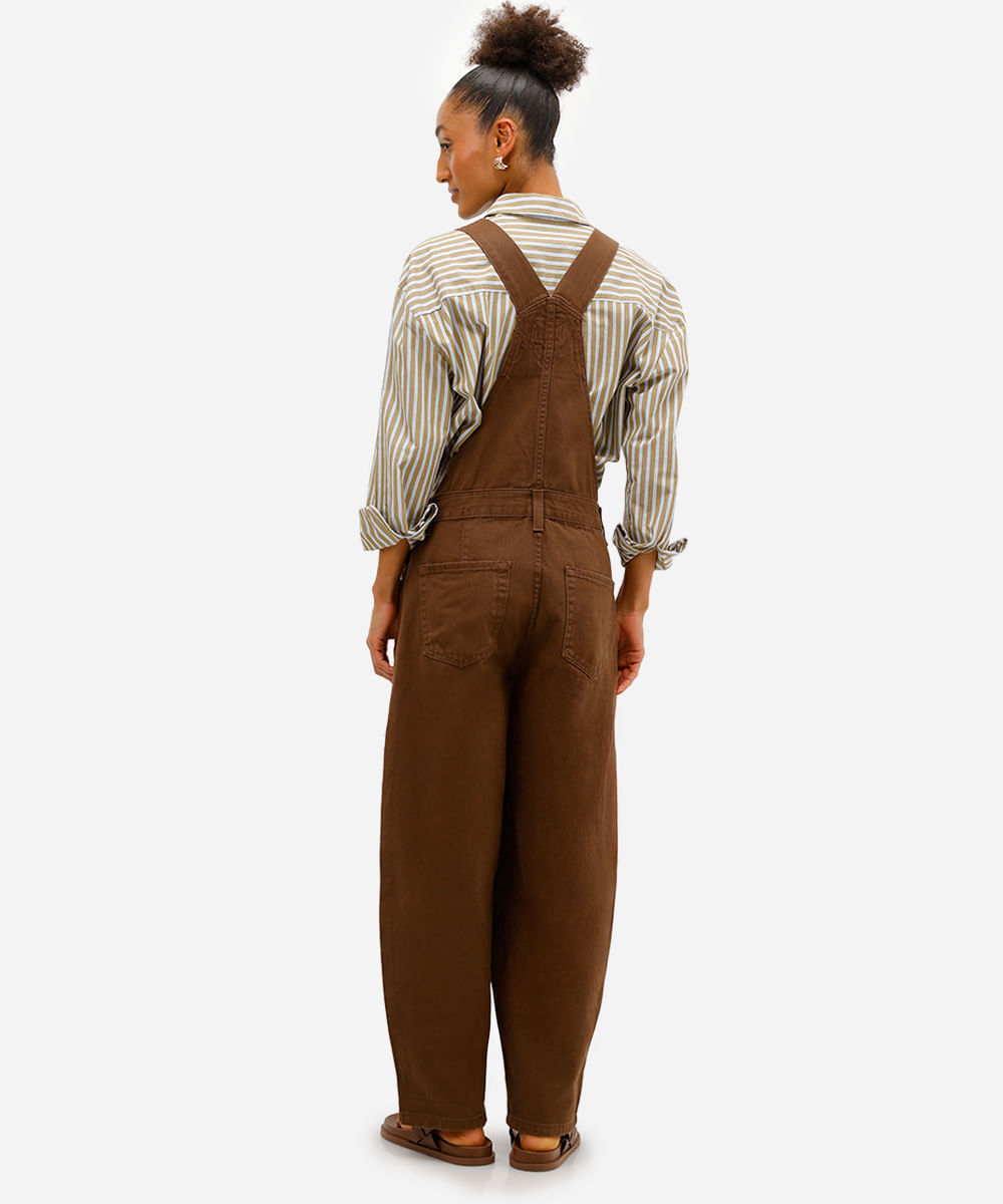 jardineira baggy feminina de sarja marrom