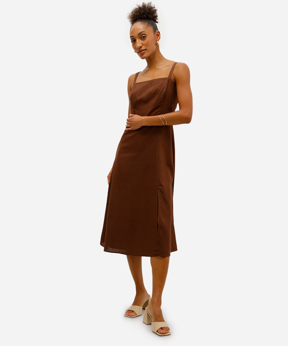 vestido midi feminino com linho decote quadrado  marrom