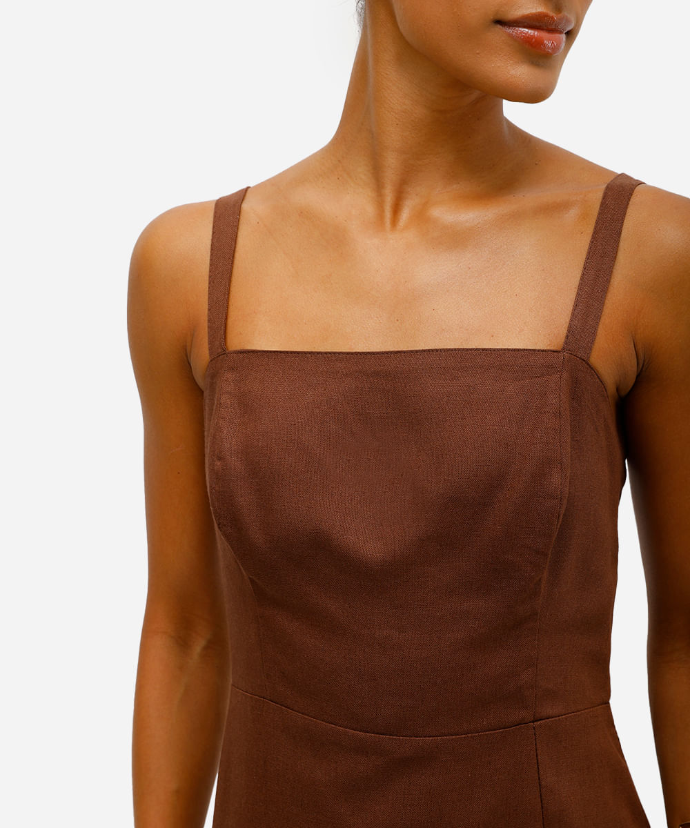 vestido midi feminino com linho decote quadrado  marrom