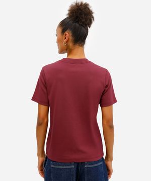 camiseta básica feminina de algodão peruano vinho
