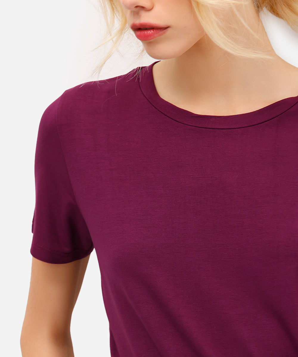 camiseta feminina básica de viscose manga curta roxa