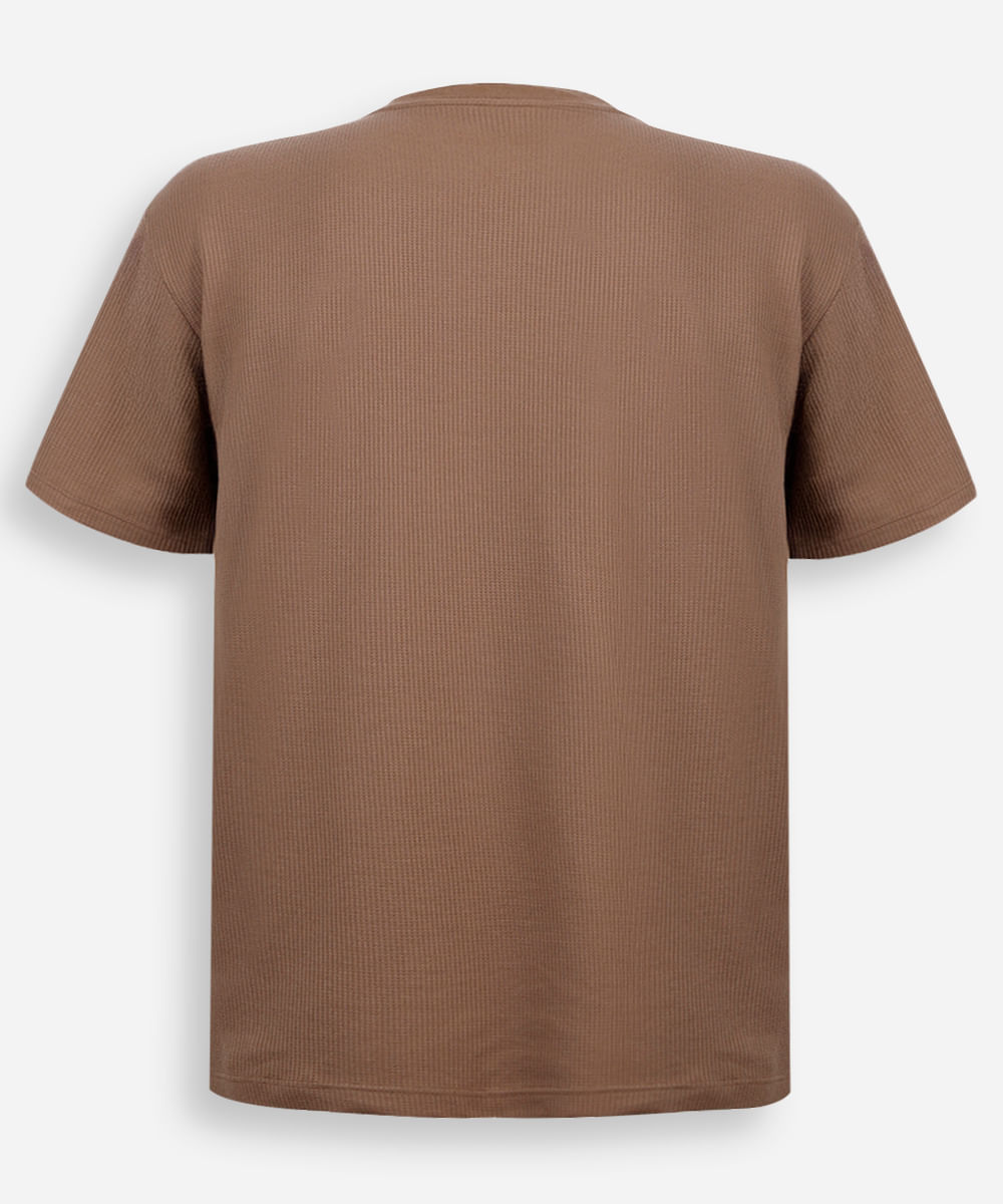 camiseta juvenil texturizada manga curta marrom