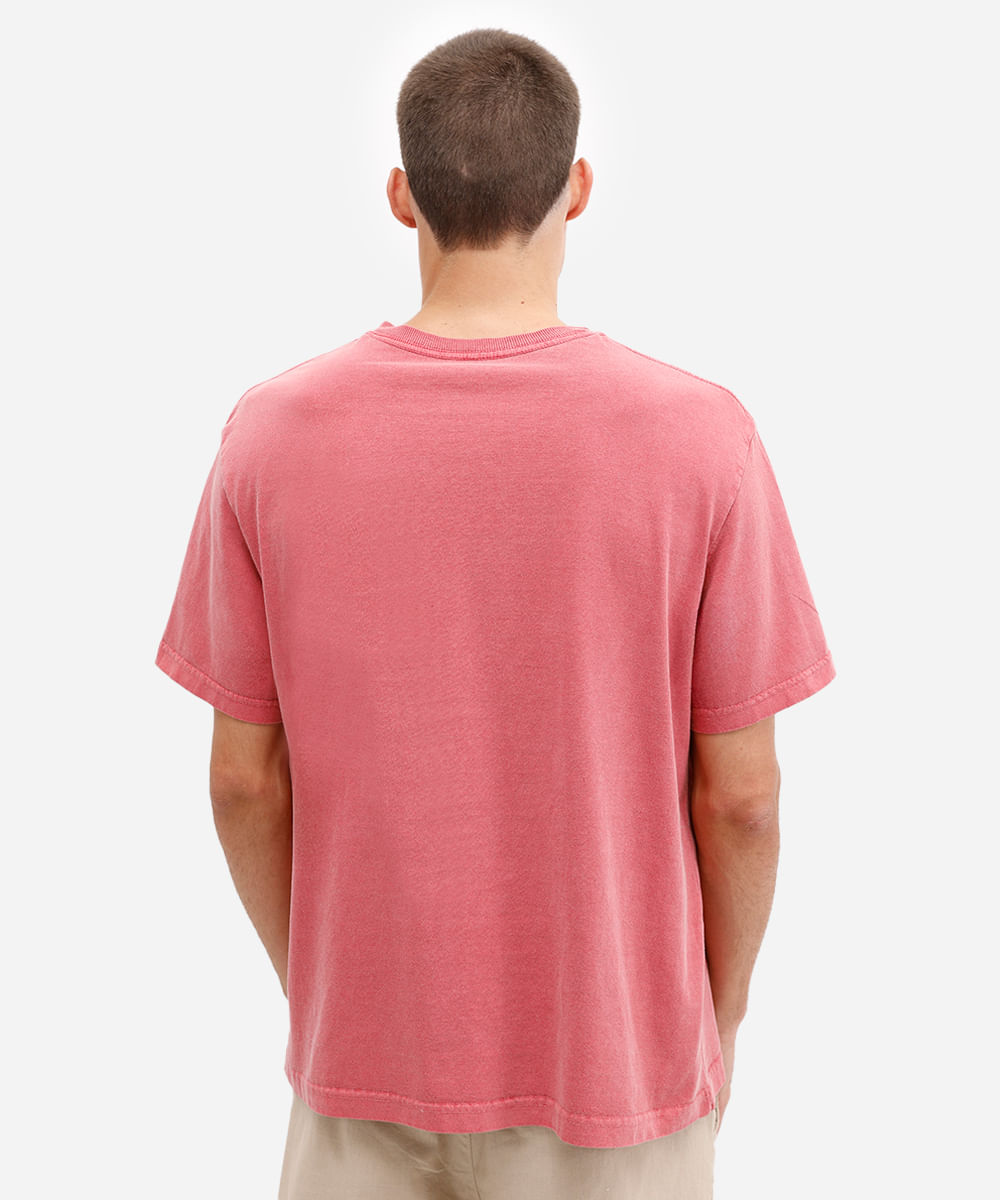 camiseta masculina de algodão estonada e estampada vermelha