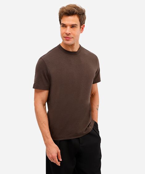 camiseta comfort masculina de algodão peruano e liocel marrom