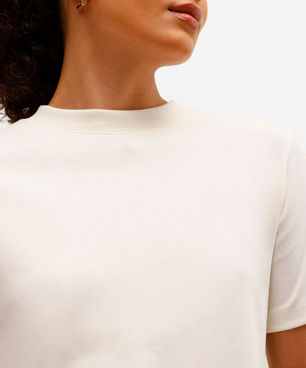 camiseta classic feminina de algodão peruano interlock off white