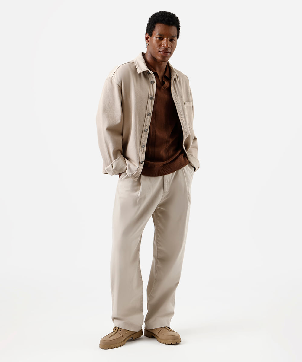 camisa overshirt masculina de sarja com bolso bege