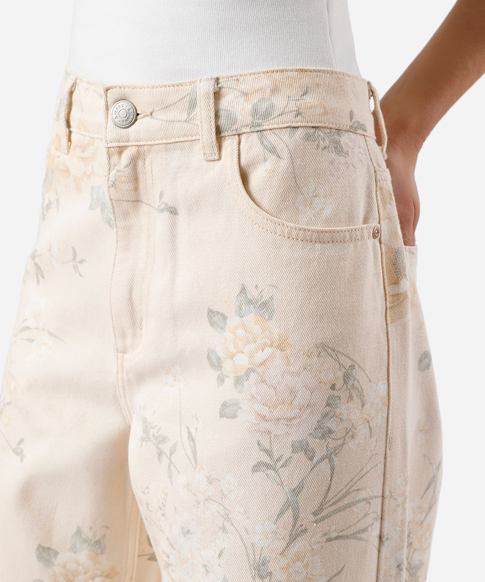calça wide leg feminina de sarja floral bege