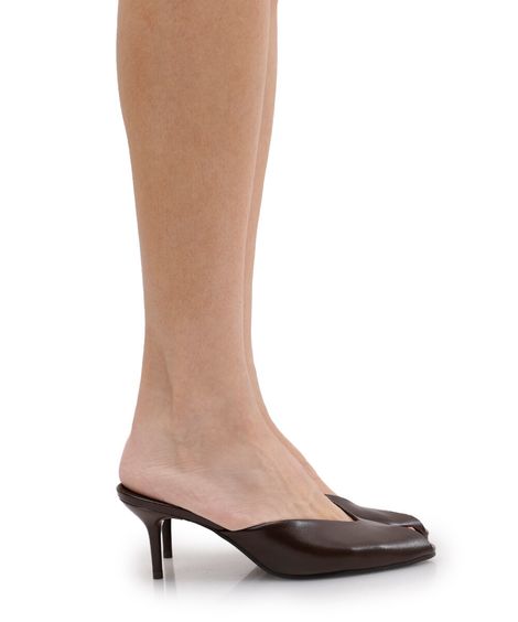 mule salto fino mindset marrom