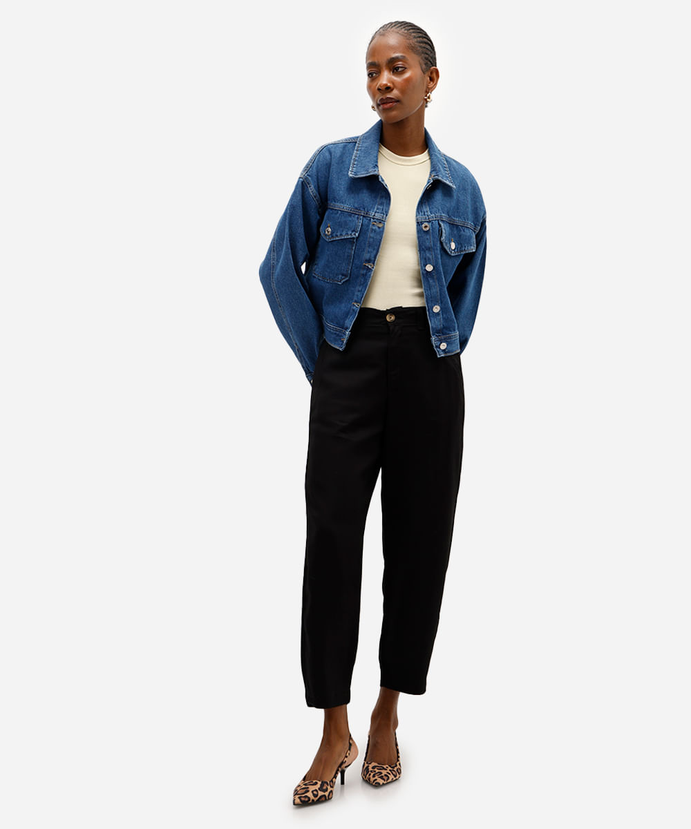 jaqueta jeans feminina cropped barra a fio azul