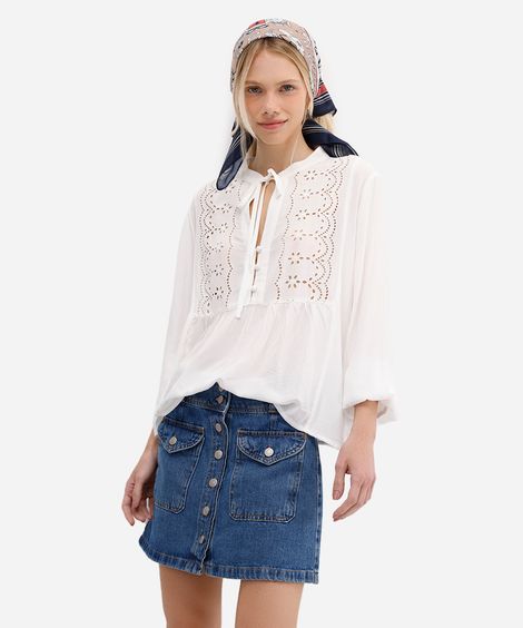 bata feminina de viscose com laise texturizada off white