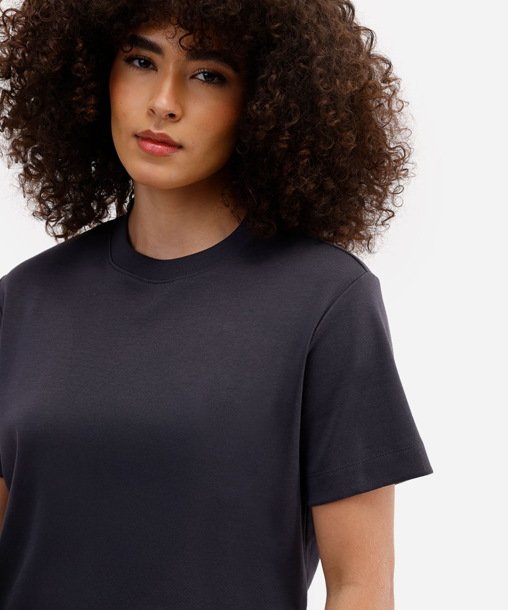 camiseta comfort feminina de algodão peruano interlock cinza