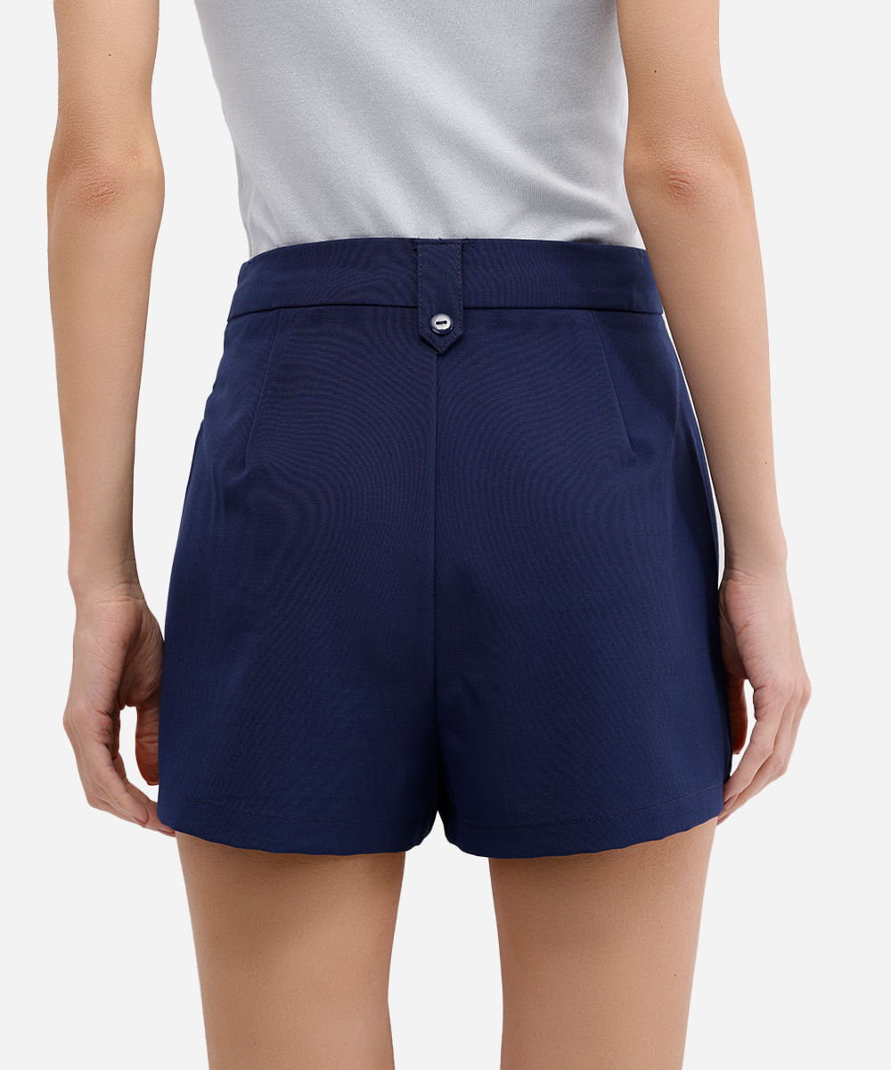 short feminino de alfaiataria com bolsos azul