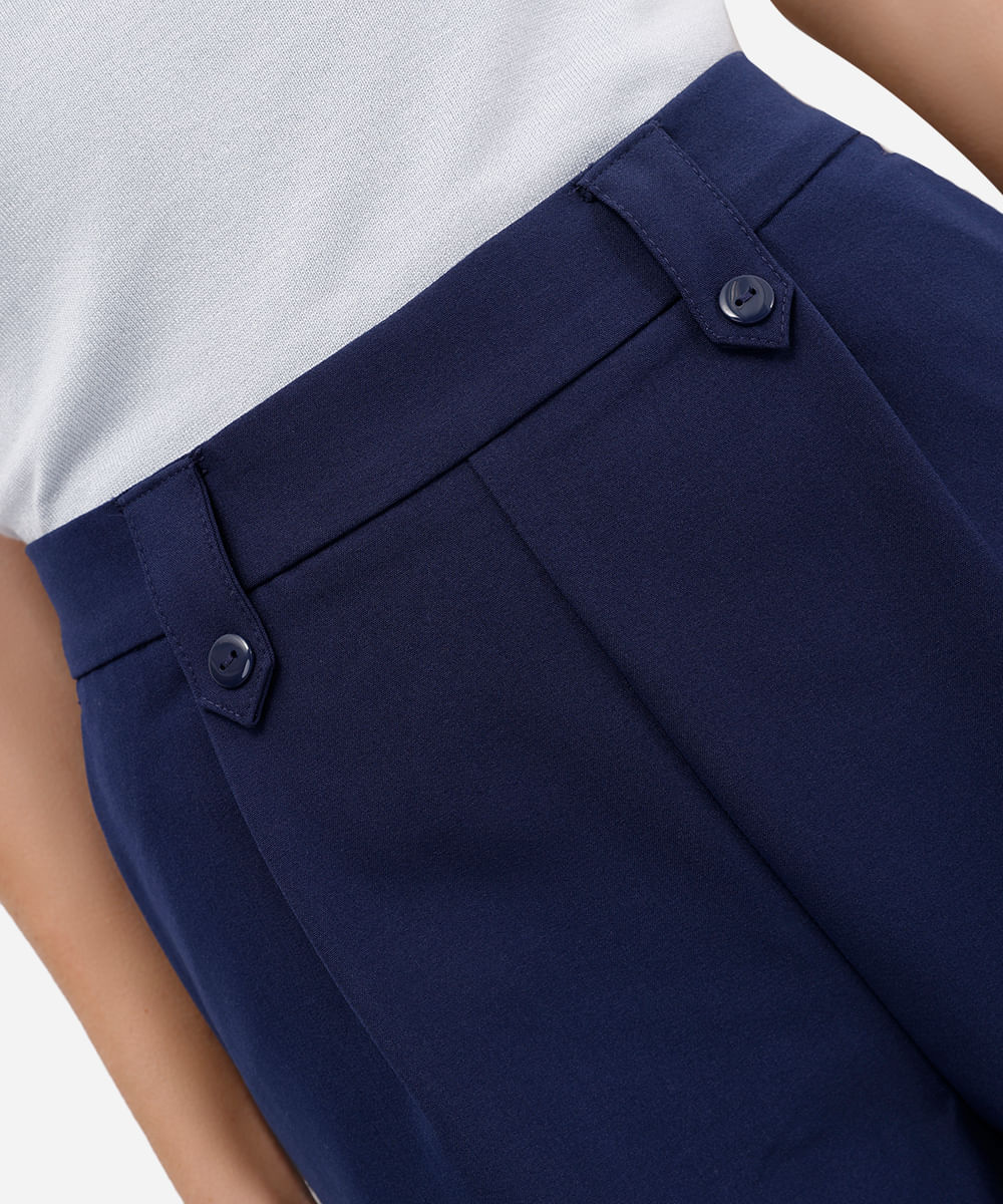 short feminino de alfaiataria com bolsos azul