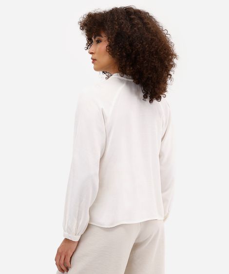 bata feminina com viscose e babados off white