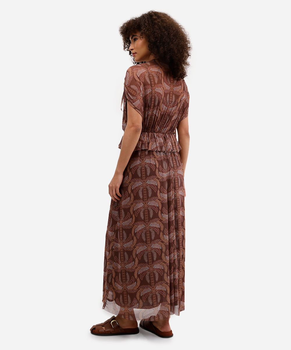 vestido longo feminino de tule com babados e amarração folhagens marrom