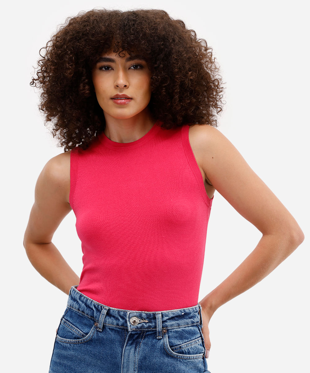 regata feminina de tricot decote redondo rosa