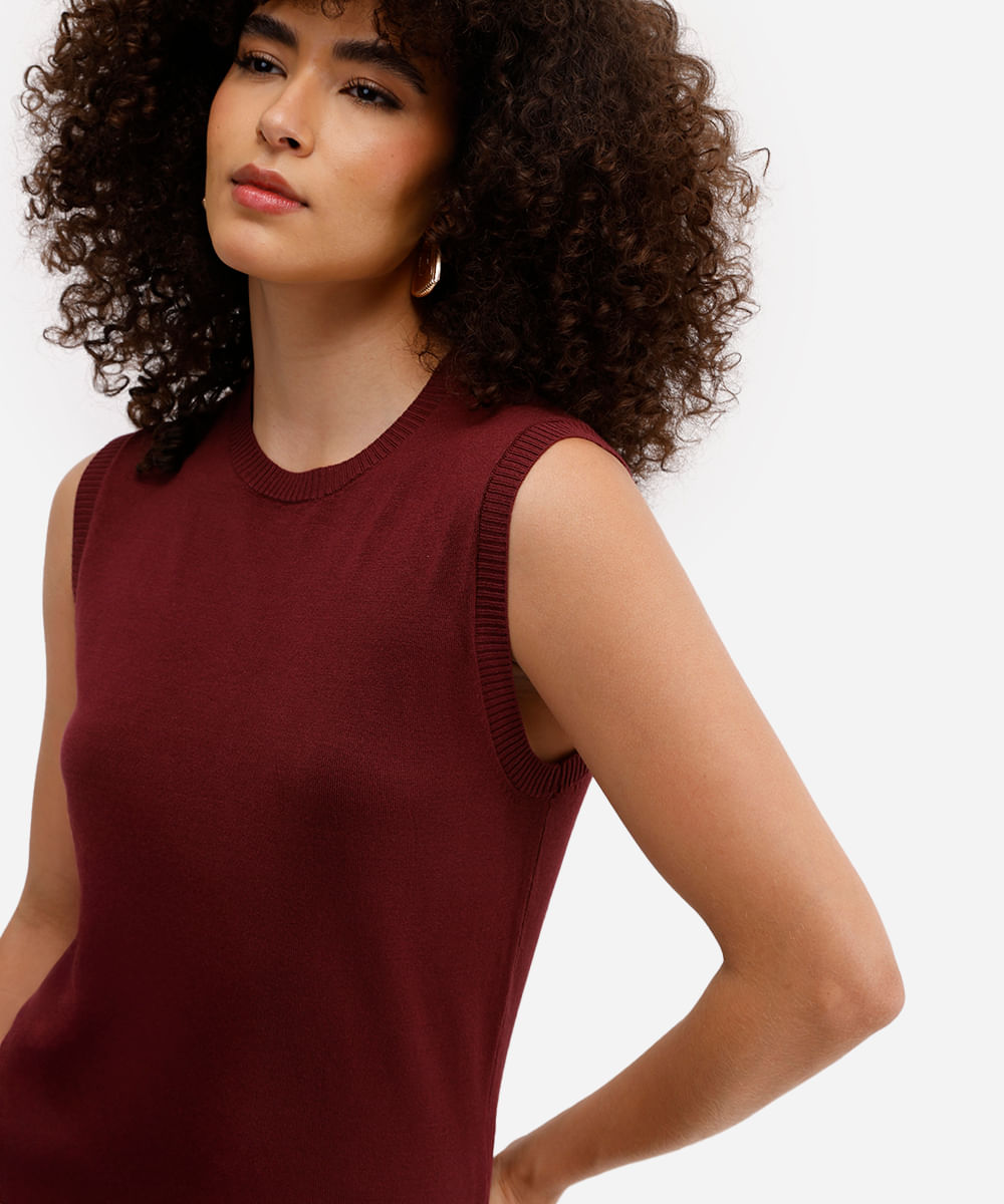 colete básico feminino de tricot vinho