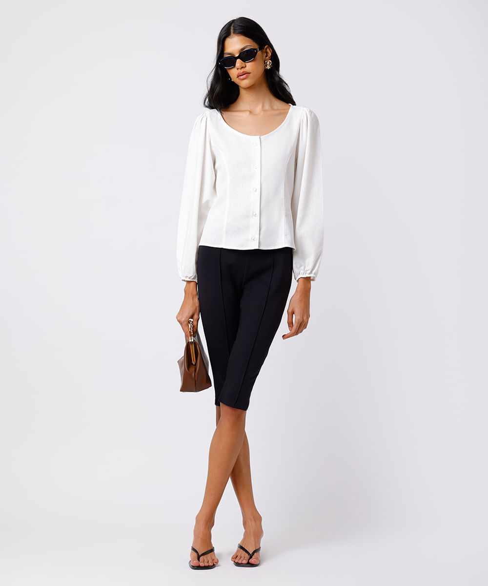 calça capri feminina com viscose e fenda mindset preta