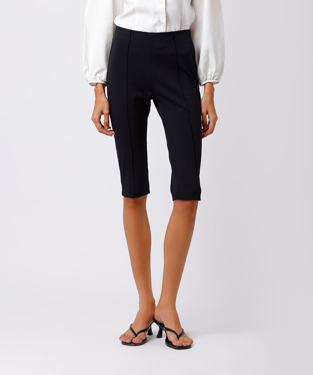 calça capri feminina com viscose e fenda mindset preta