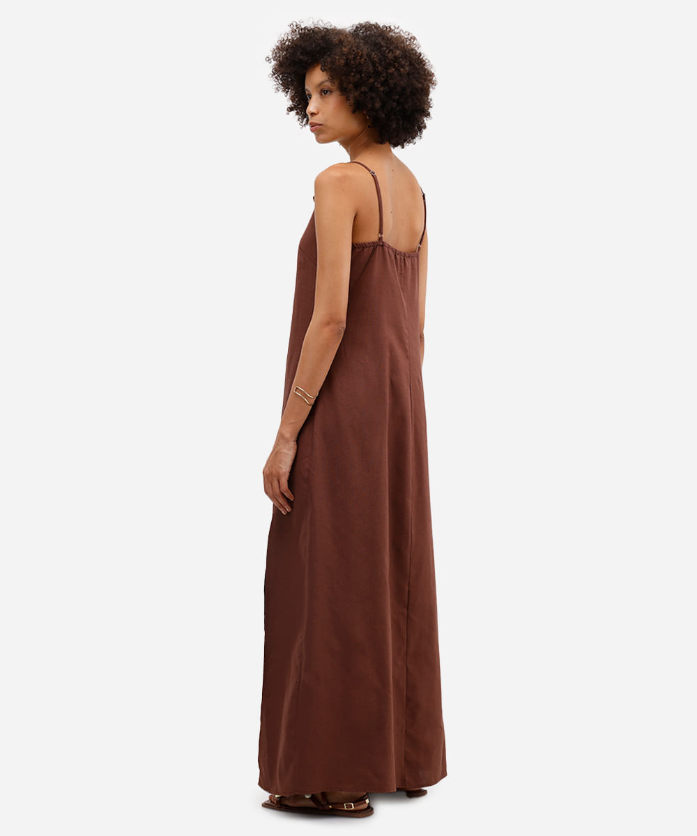 vestido longo feminino com linho e fenda  marrom