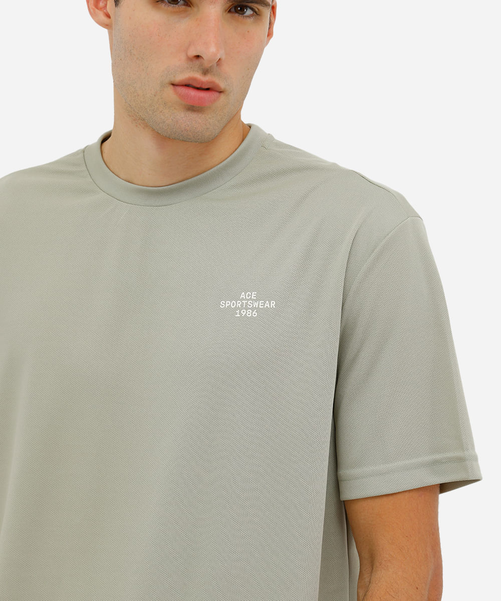 camiseta oversized masculina estampada verde