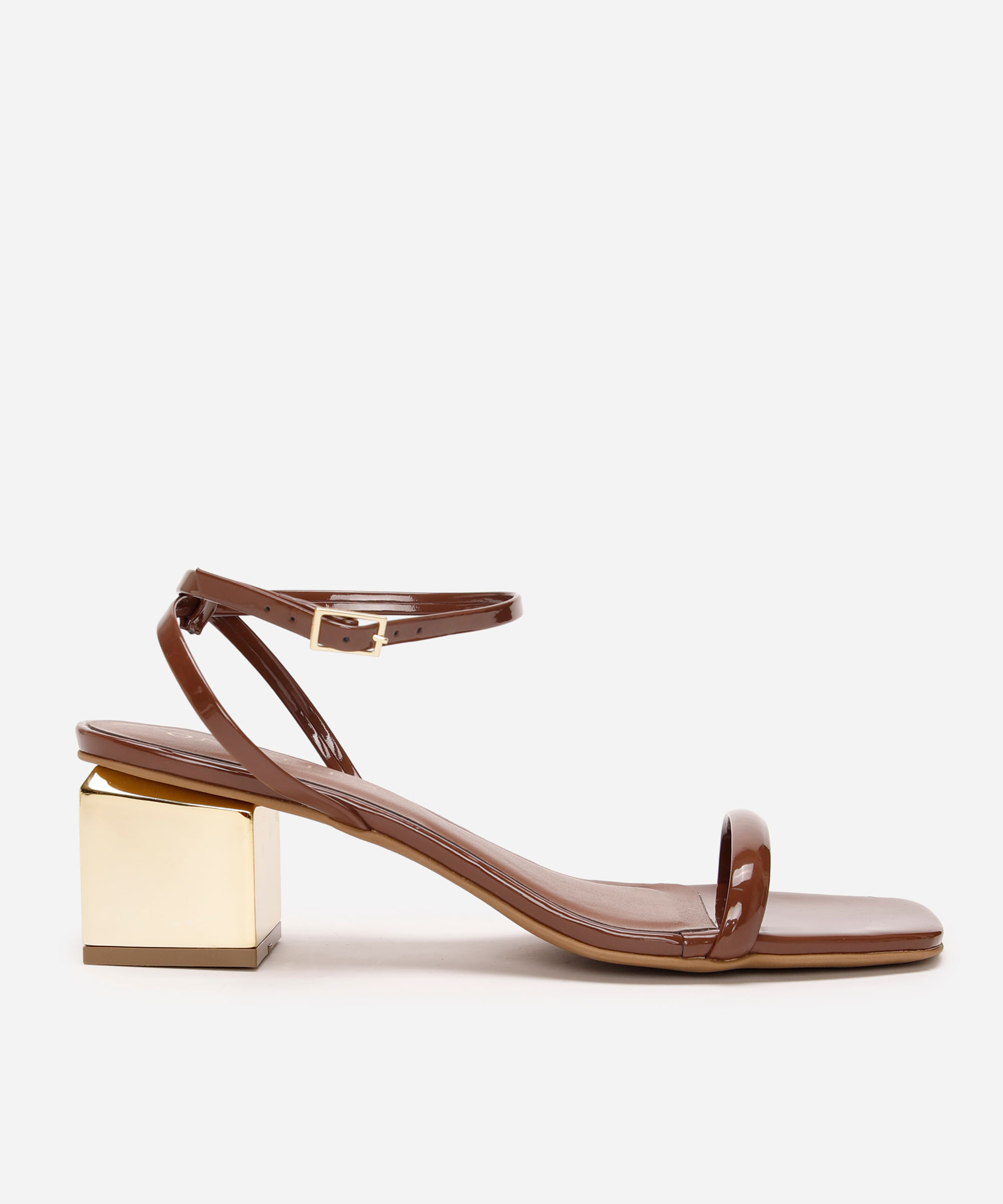 sandália bico quadrado salto grosso oneself marrom