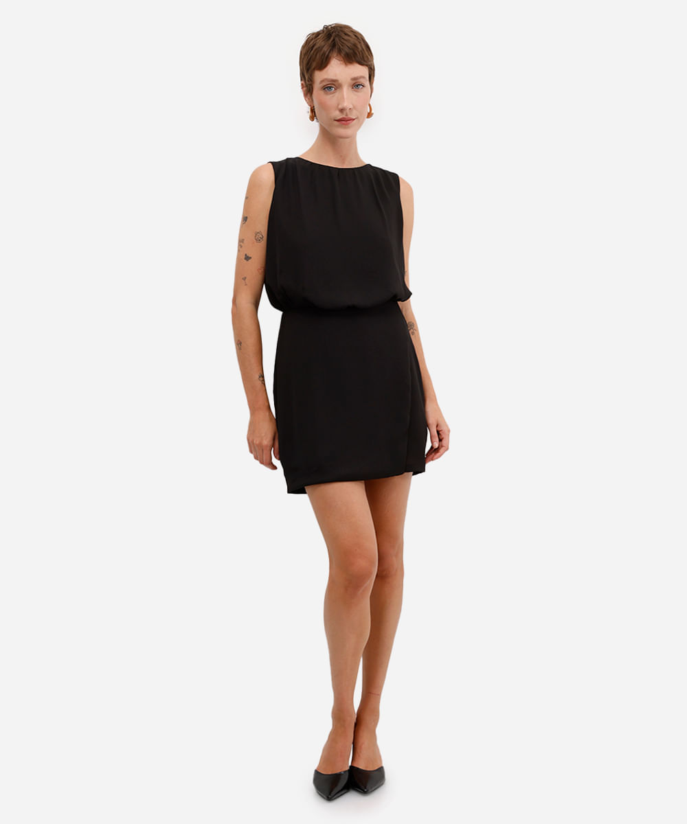 vestido curto feminino blusê decote redondo preto
