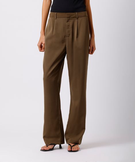 calça reta feminina de alfaiataria com pregas mindset  marrom