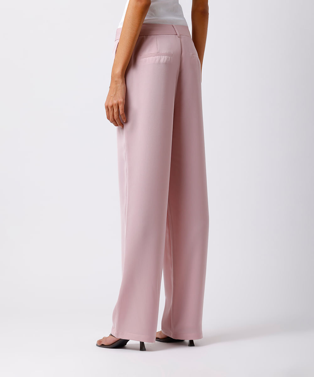calça reta feminina de alfaiataria com pregas mindset rosa