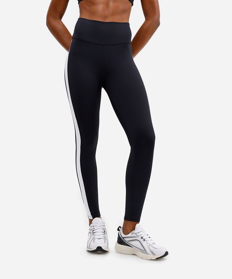 calça legging feminina esportiva com recortes preta