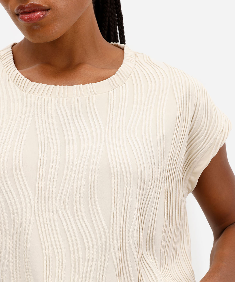 blusa feminina manga curta em malha texturizada bege