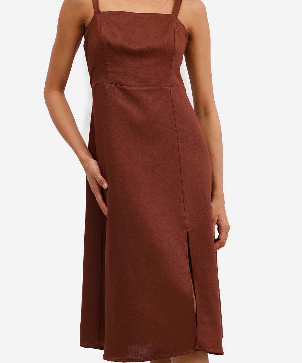 vestido feminino midi decote reto liso marrom
