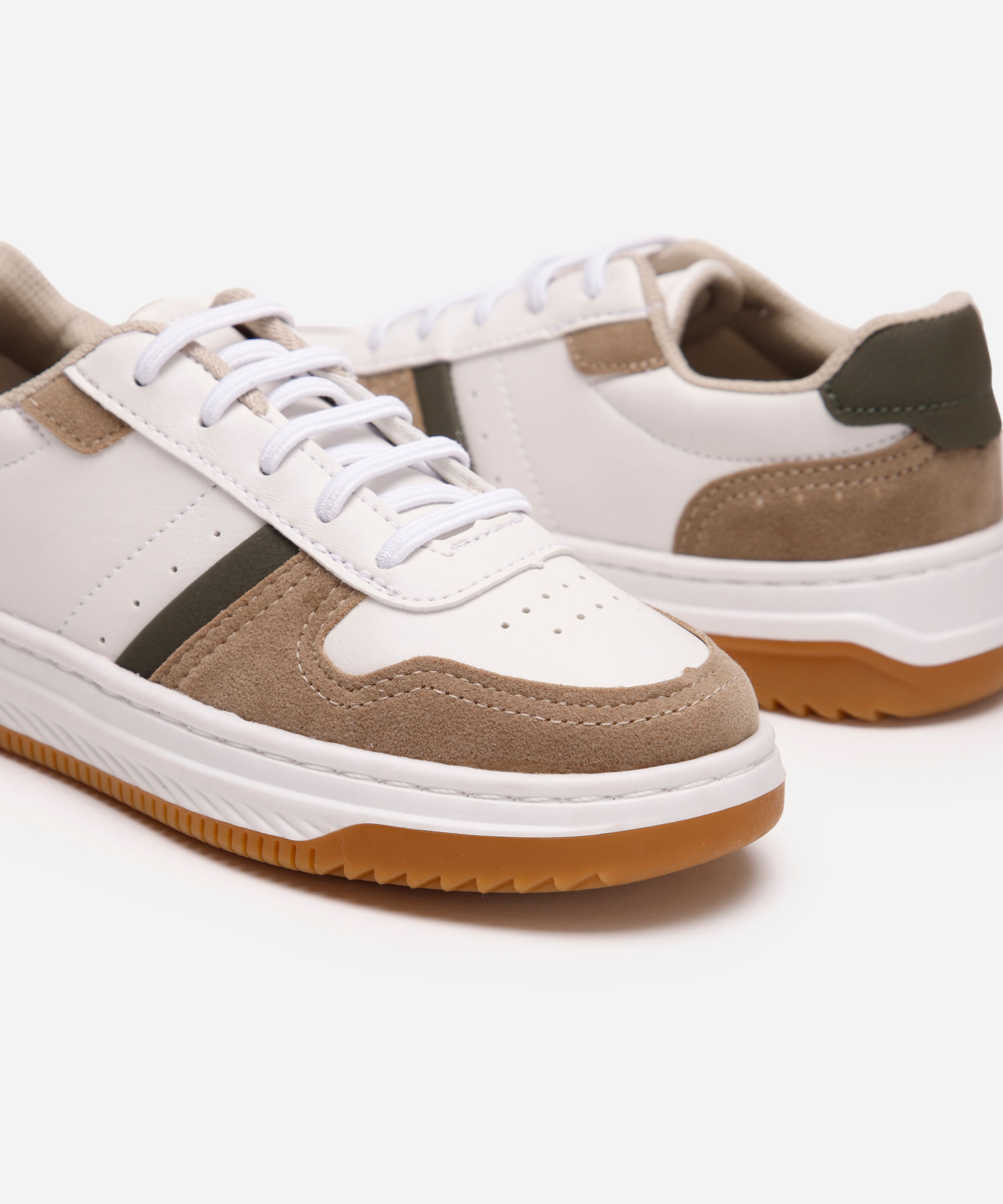 tênis infantil com recortes ace branco