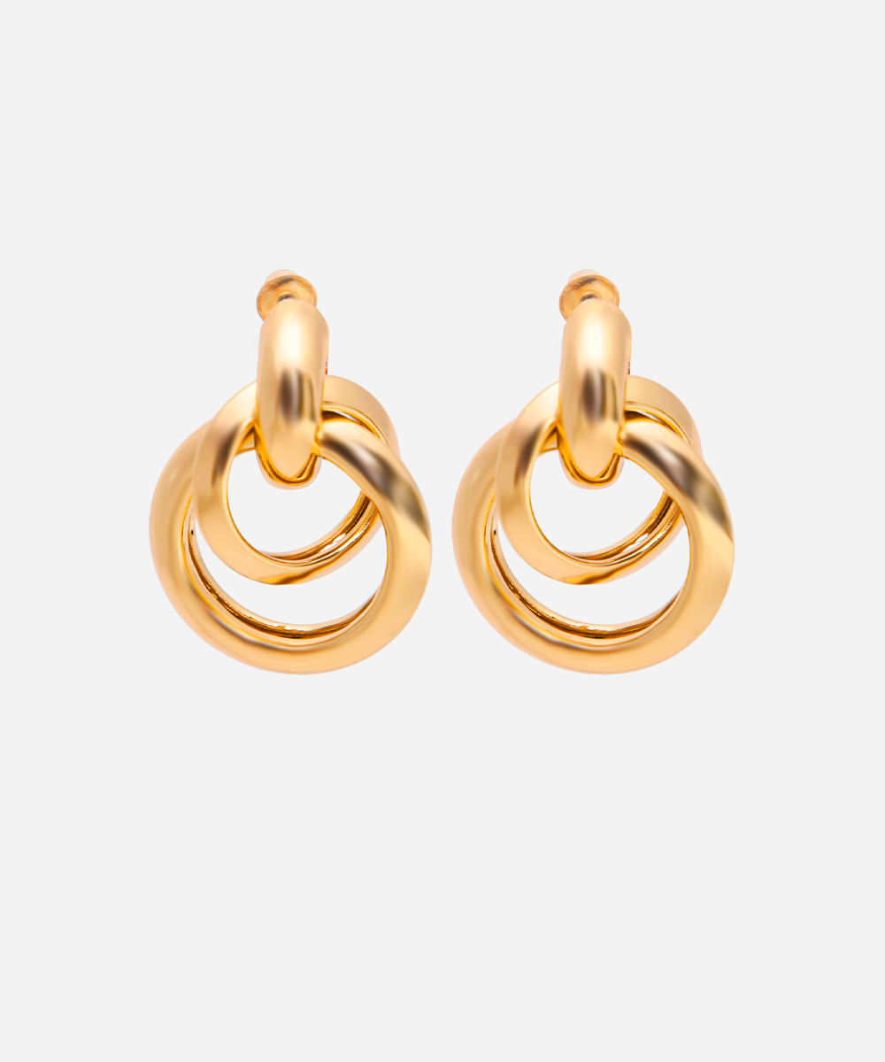 brinco com mix de argolas dourado