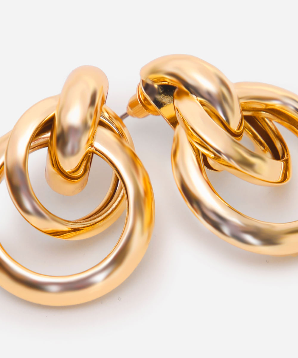 brinco com mix de argolas dourado