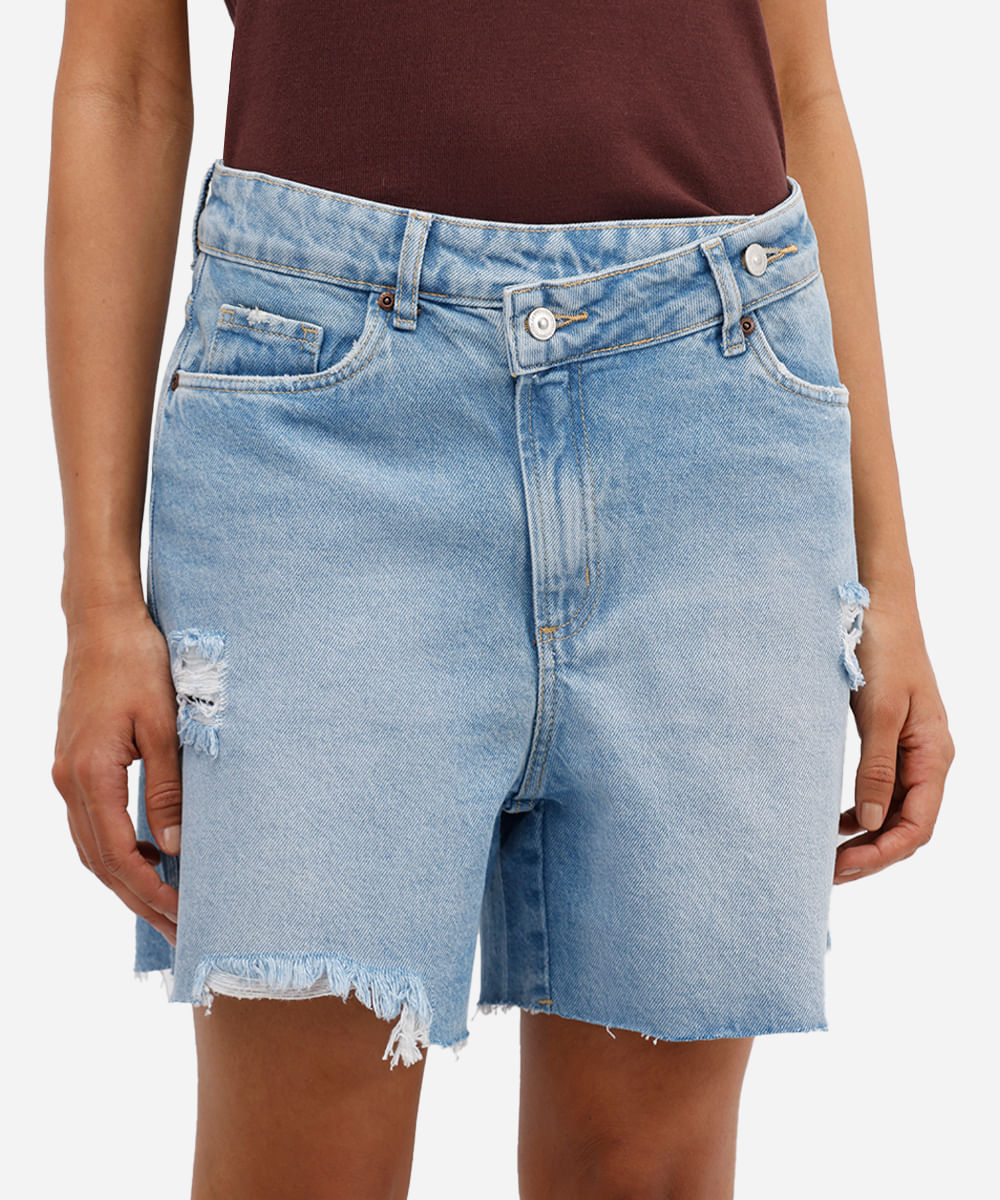 bermuda mom feminina jeans cós deslocado destroyed azul