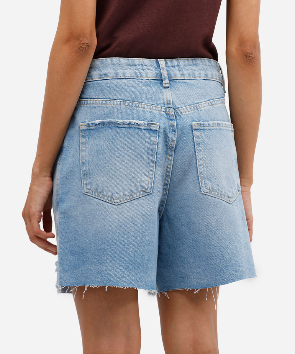 bermuda mom feminina jeans cós deslocado destroyed azul