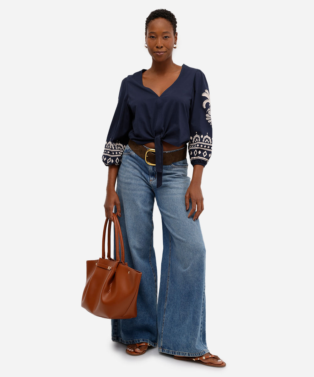 bata feminina de algodão manga bufante com arabesco azul