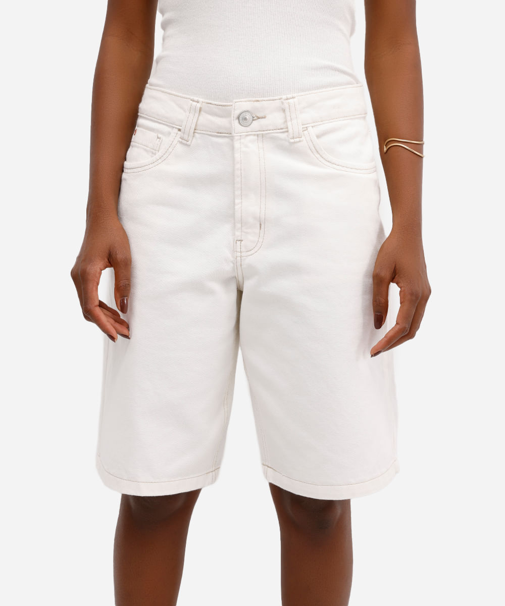 bermuda baggy feminina de sarja cintura média off white