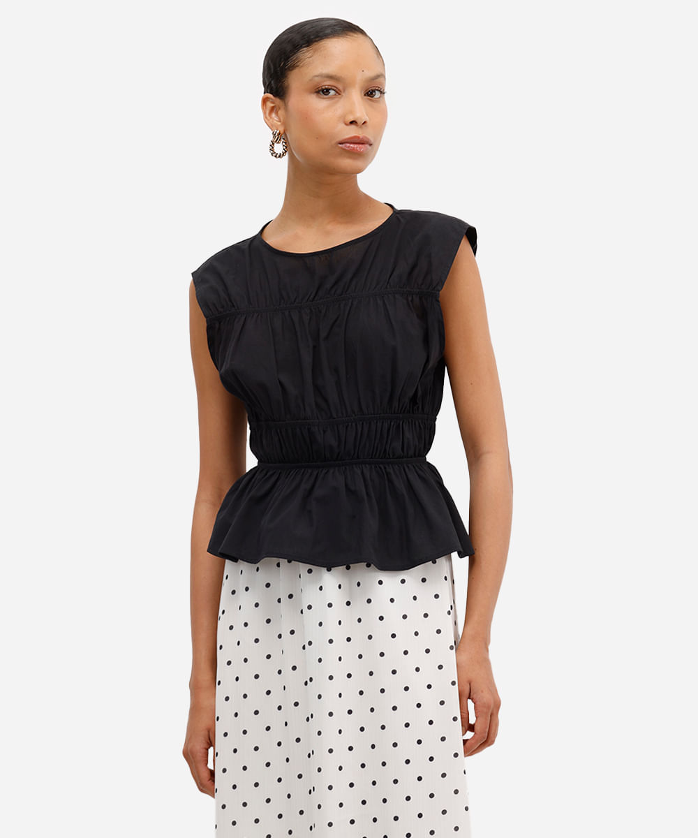 blusa feminina cavado com franzidos preta