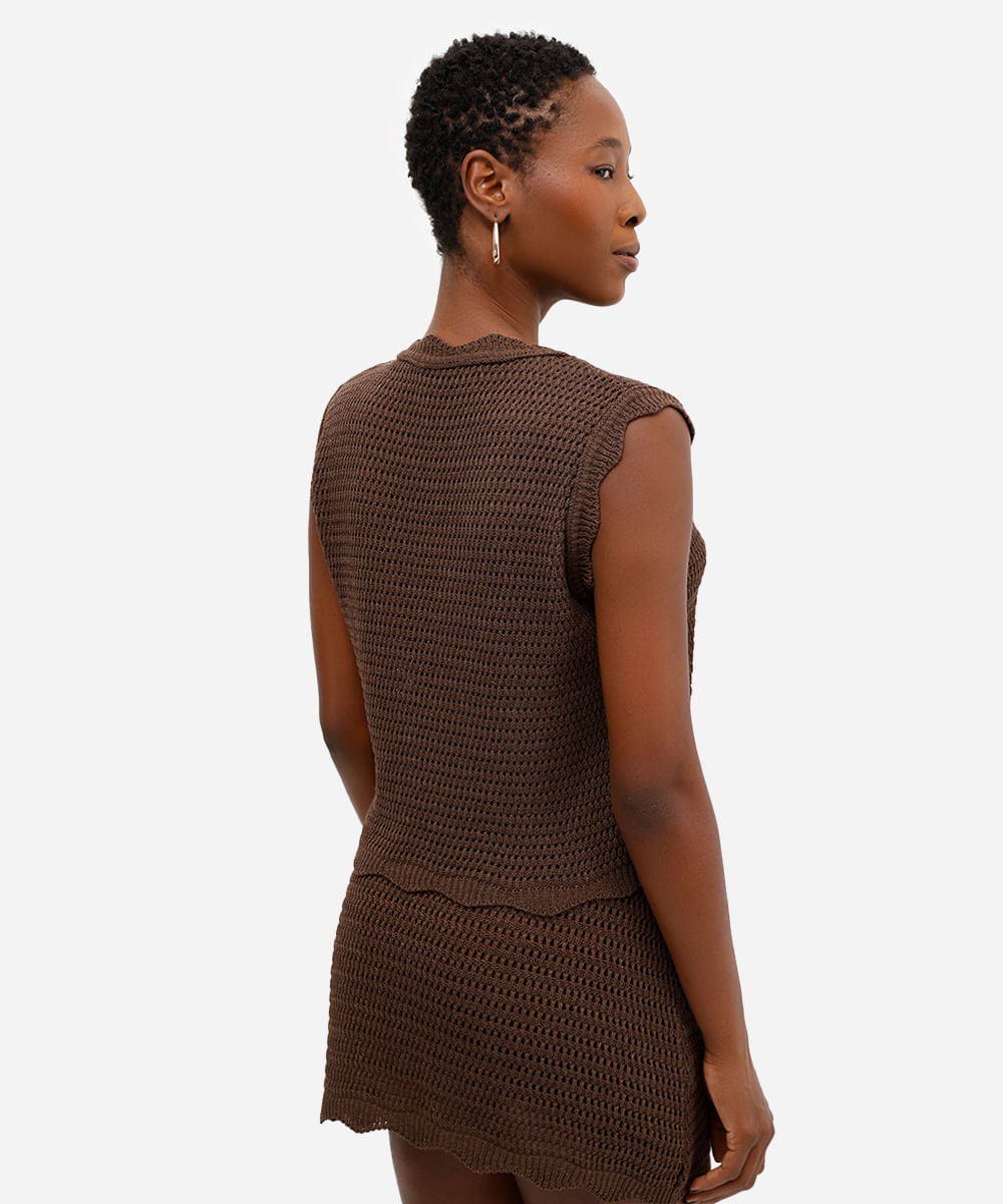 colete feminino de tricot decote v - marrom escuro