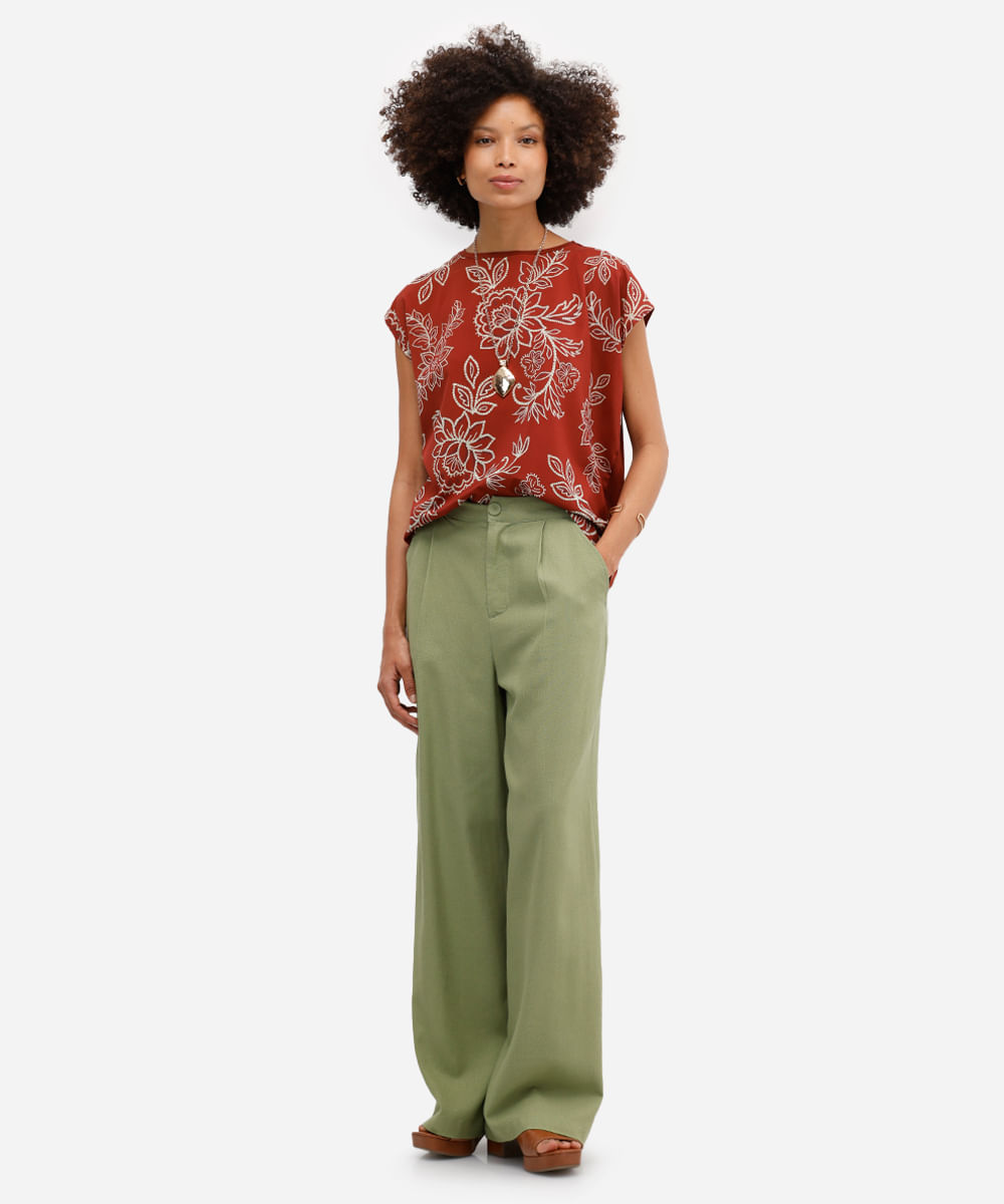 blusa feminina com viscose floral marrom