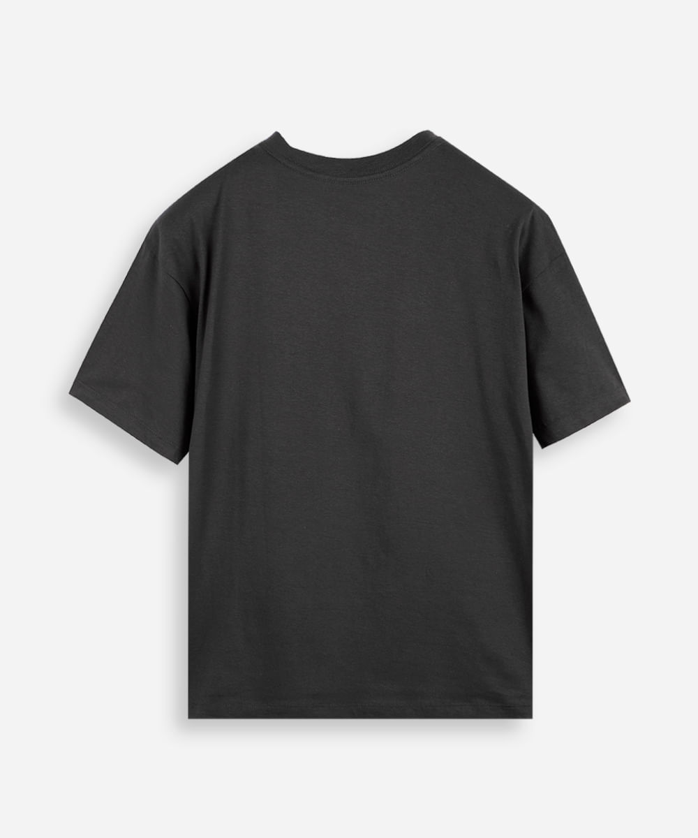 camiseta juvenil oversized kuromi comic book cinza