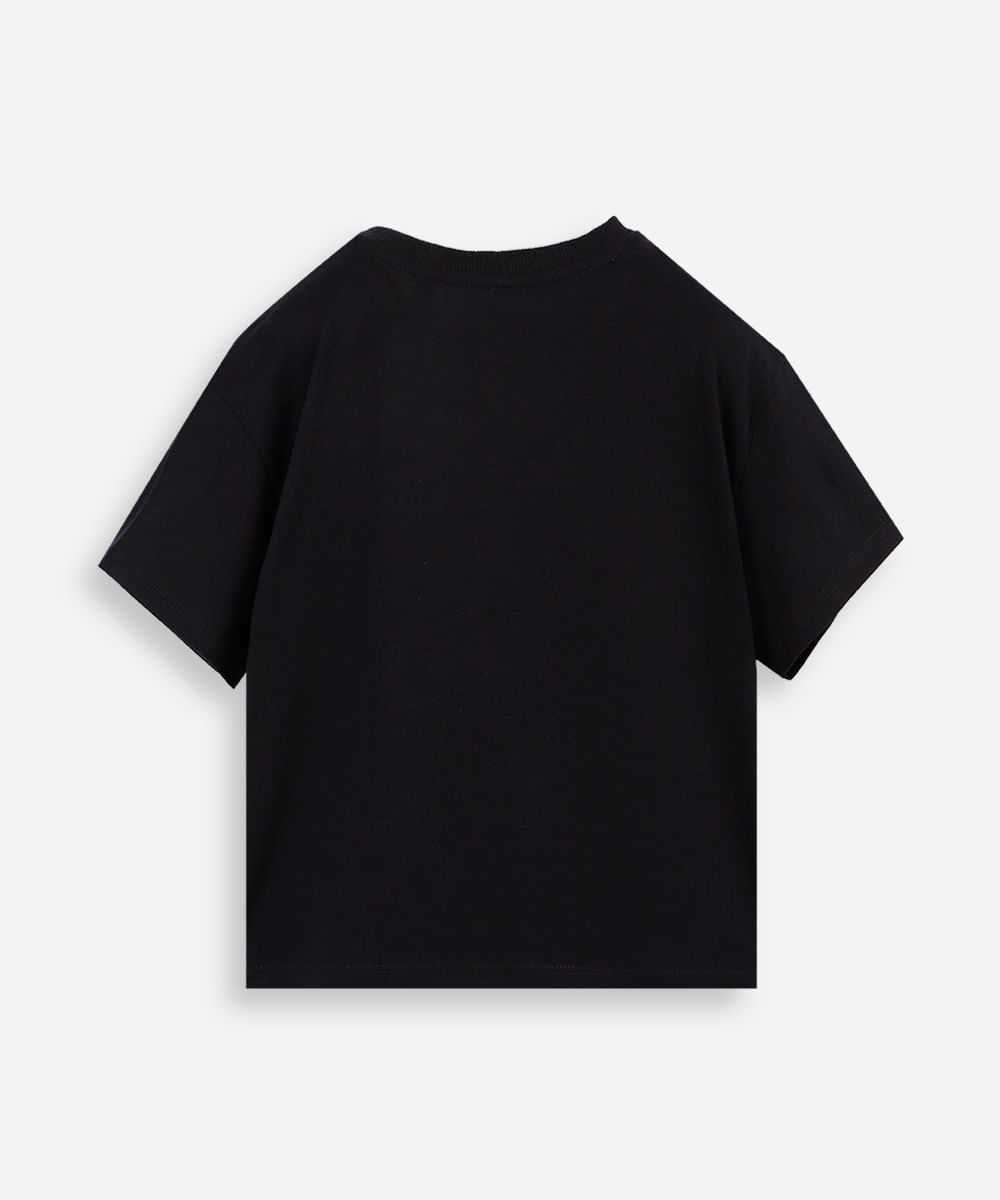 camiseta infantil wandinha nova arte preta
