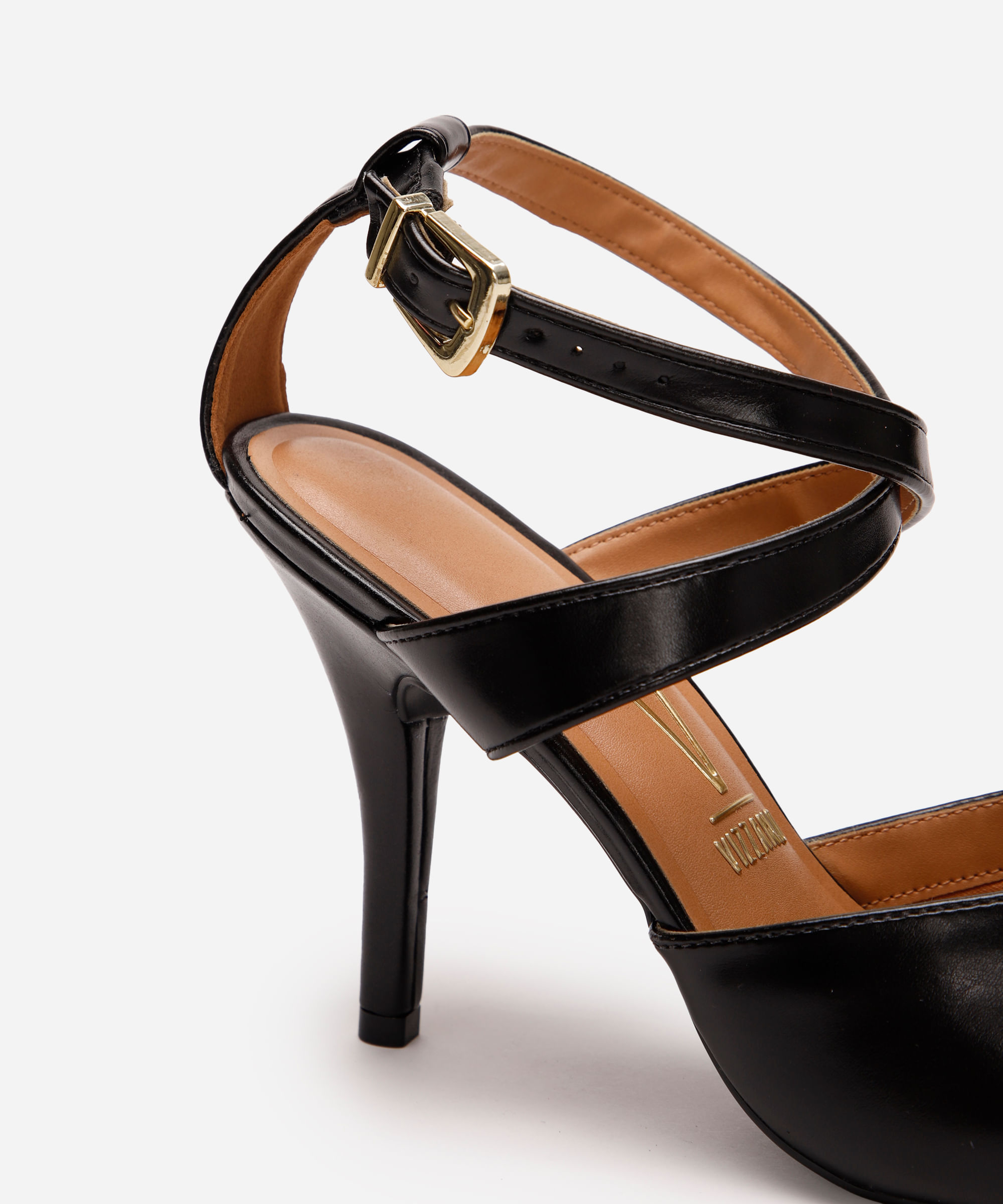 scarpin bico fino salto fino vizzano preto