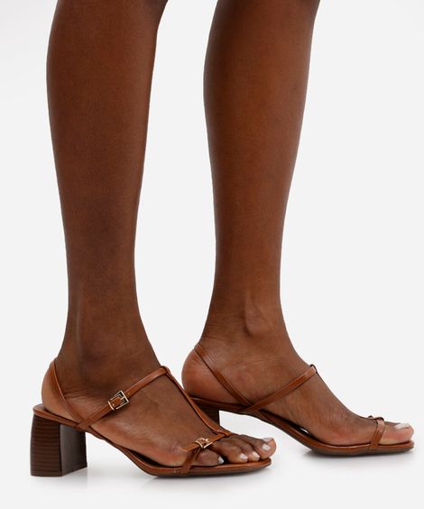 sandalia tiras finas salto bloco com fivelas oneself marrom